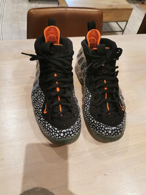 Buy & Sell Lambeth South East London - Photos for foamposites Safari