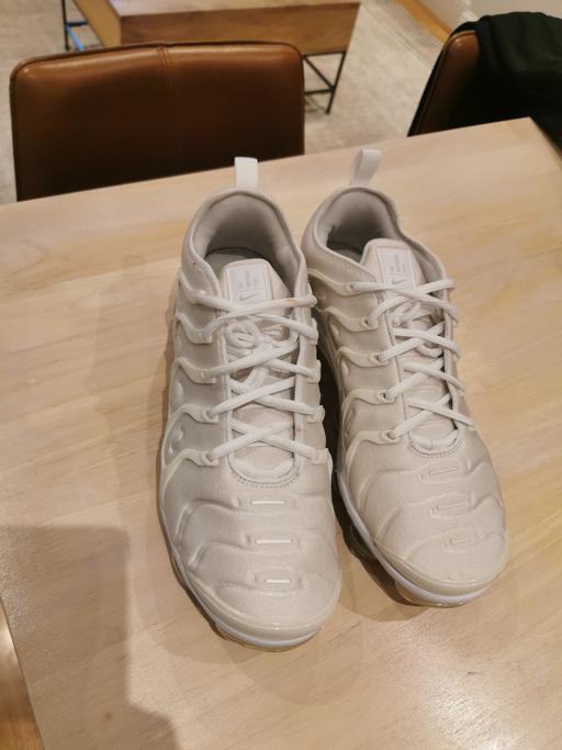 Buy & Sell Brunswick Park North London - Photos for vapormax