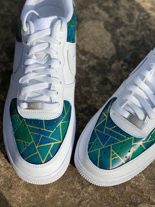 Buy & Sell Barking Barking and Dagenham - Photos for Custom White Airforces