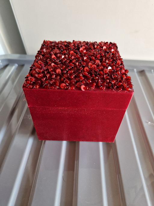 Buy & Sell Ramsgate Thanet - Photos for bnwot red beaded giftbox