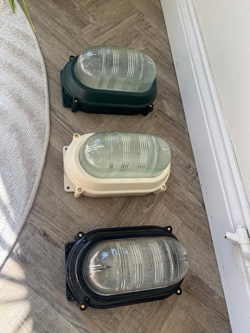 Buy & Sell Geddington North Northamptonshire - Photos for 4 x Vintage bulkhead lights