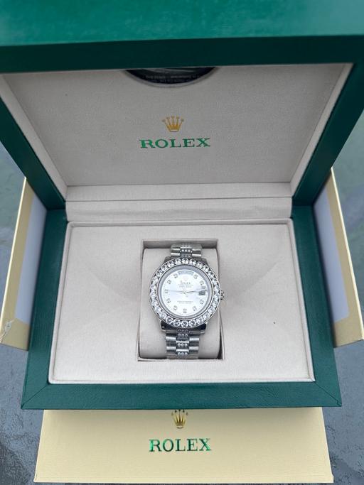 Buy & Sell Mansfield Woodhouse Mansfield - Photos for Silver Automatic Watch with Diamond Bezel