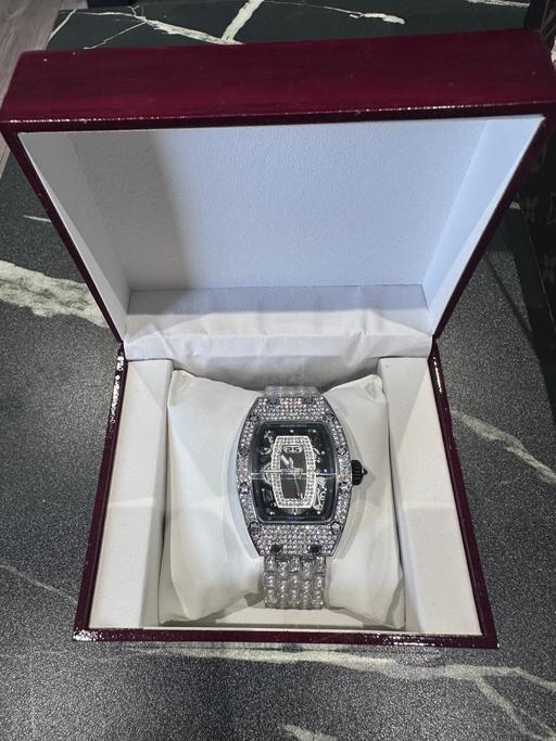 Buy & Sell Mansfield Woodhouse Mansfield - Photos for Luxury Crystal-Set Women’s Fashion Watch