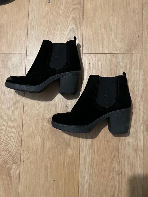 Buy & Sell Shepherd`s Bush West London - Photos for High heel ankle boots