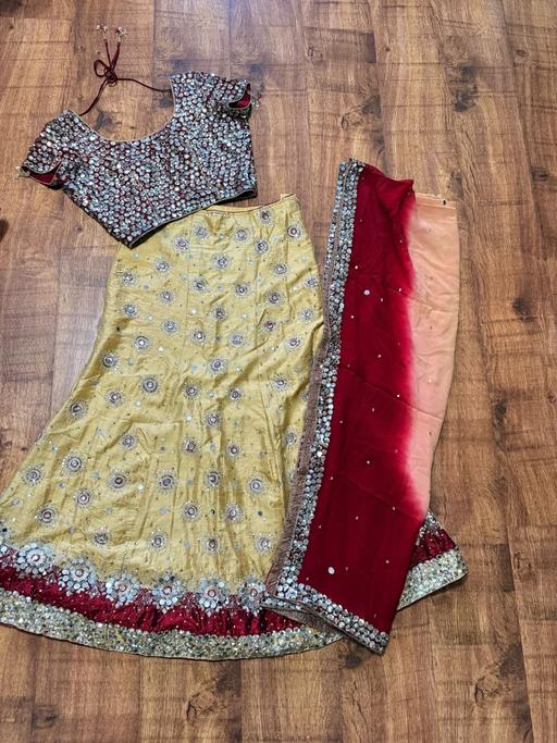 Buy & Sell Oldland Common South Gloucestershire - Photos for New fish tail red&cream outfit aize8/10