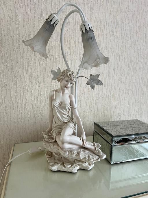 Buy & Sell Ryhill Wakefield - Photos for Ornate Lamp.