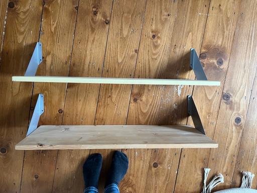 Buy & Sell Norbury South West London - Photos for Set of 2 shelves