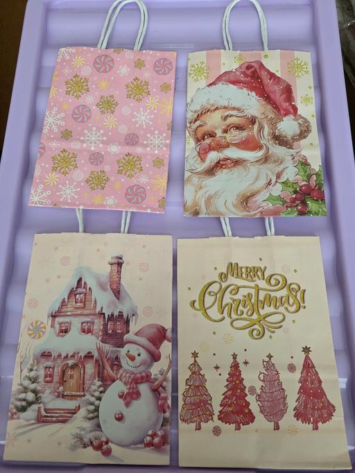 Classes Blackpool Town Centre Blackpool - Photos for Christmas gift bags x 4 NEW