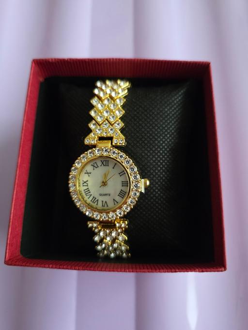 Buy & Sell Blackpool Town Centre Blackpool - Photos for Ladies watch in box NEW