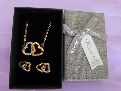 Buy & Sell Blackpool Town Centre Blackpool - Photos for Double heart necklace & earrings NEW