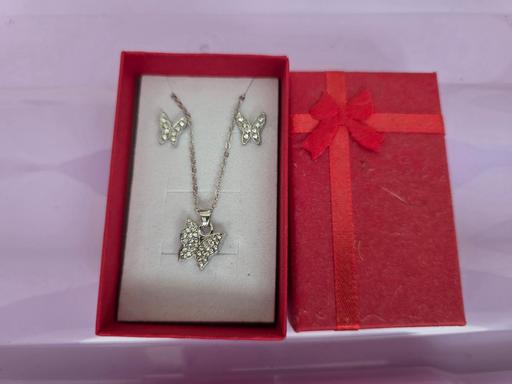 Buy & Sell Blackpool Town Centre Blackpool - Photos for Butterfly necklace & earrings NEW