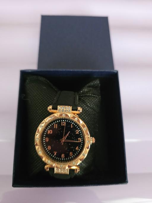 Buy & Sell Blackpool Town Centre Blackpool - Photos for Ladies watch in box NEW