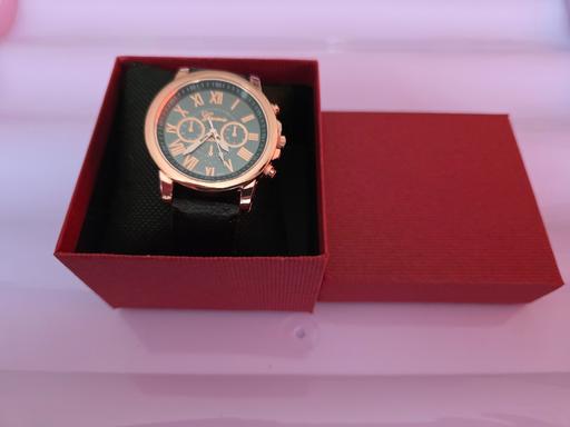 Buy & Sell Blackpool Town Centre Blackpool - Photos for Ladies watch in box NEW