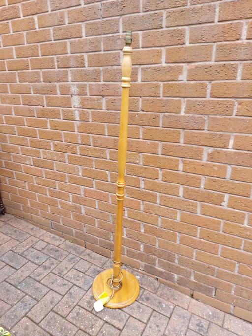 Buy & Sell Kings Norton Birmingham - Photos for Solid oak lamp