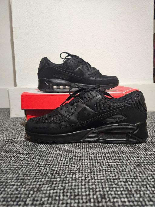 Buy & Sell Slough Slough - Photos for Triple Black Nike Air Max 90s (UK 7)