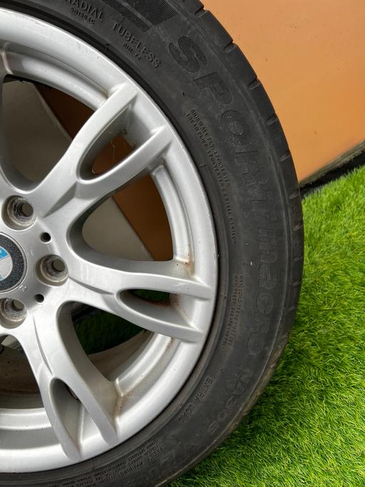Vehicles French Walls Sandwell - Photos for BMW Alloy Wheel 17’’ from X1, good tyre