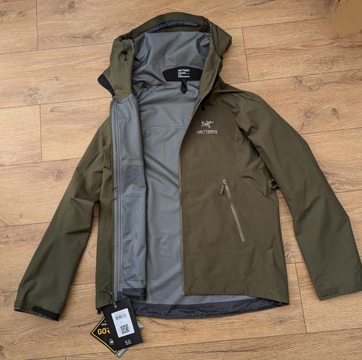 Buy & Sell Highbridge Somerset - Photos for Arc'teryx Beta LT Jacket Men's Gore-Tex Large