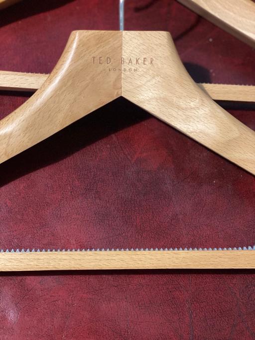 Buy & Sell Swan Village Sandwell - Photos for Ted Baker 5 wood hanger