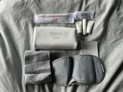 Buy & Sell Edgbaston Birmingham - Photos for The White Company British Airways Amenity Kit