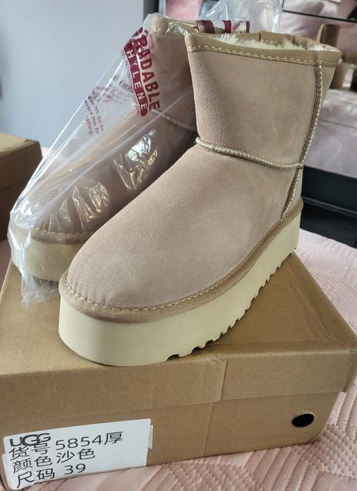 Buy & Sell Dalmarnock Glasgow - Photos for women's ugg boots