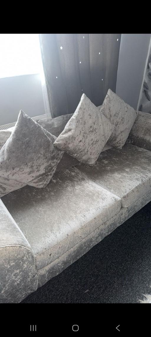 Buy & Sell Coventry West Midlands - Photos for 2 Seater and 3 Seater crush velvet sofas