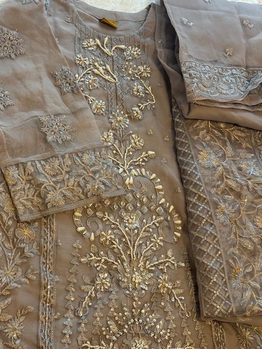 Buy & Sell Twickenham Richmond upon Thames - Photos for Pakistani clothes