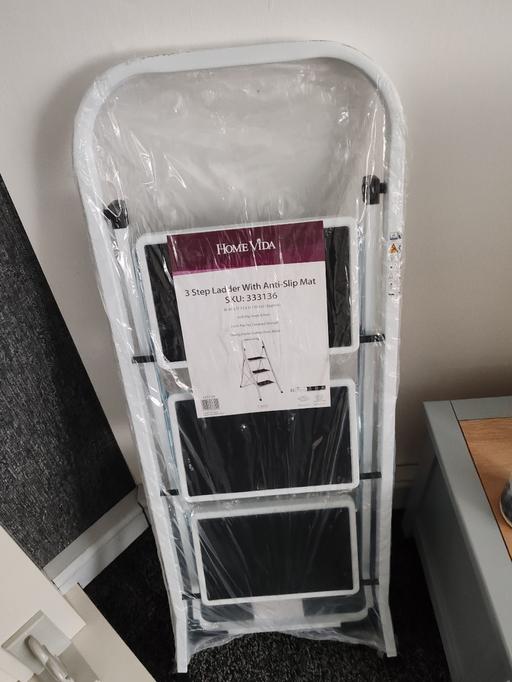 Buy & Sell Dudley Port Sandwell - Photos for step ladders 3 tier