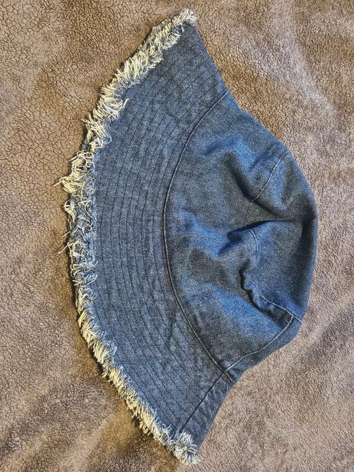 Buy & Sell Plaistow East London - Photos for Bucket hat