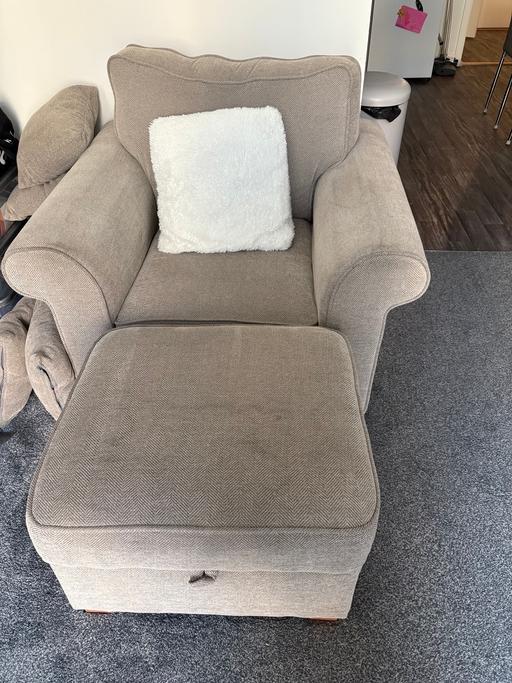 Buy & Sell Erith Bexley - Photos for Sofology - two seater and two single