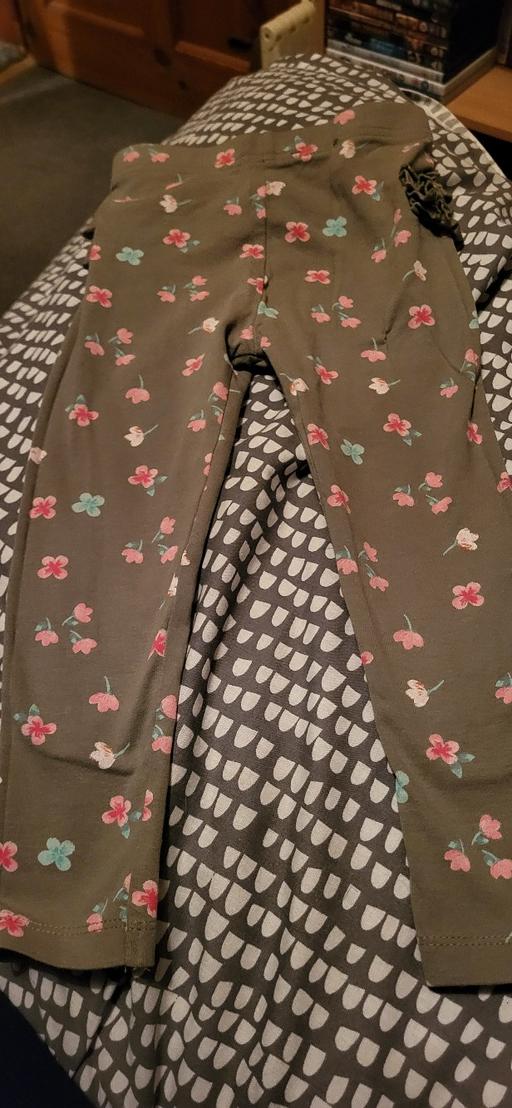 Buy & Sell Radcliffe Bury - Photos for girls leggings age 2