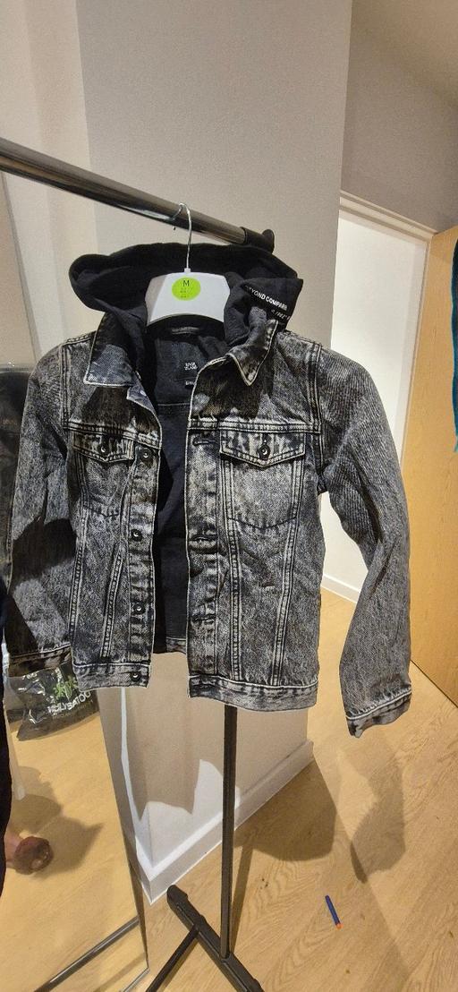 Buy & Sell Fulham South West London - Photos for denim jacket with hoodie