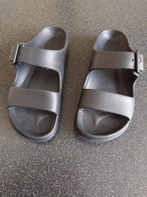 Buy & Sell Woodthorpe Charnwood - Photos for Women's black sandals size 4