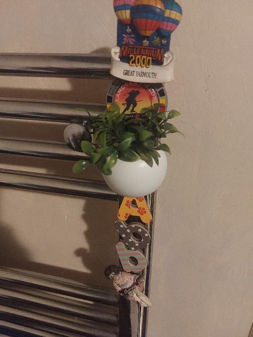 Buy & Sell Chadwell Heath Redbridge - Photos for Whole lot of magnets! 7 pieces 