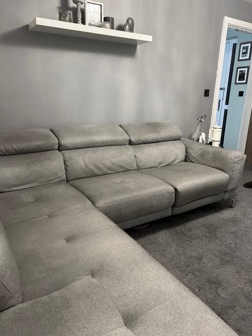Buy & Sell Newton Hill Wakefield - Photos for Corner sofa and matching chair