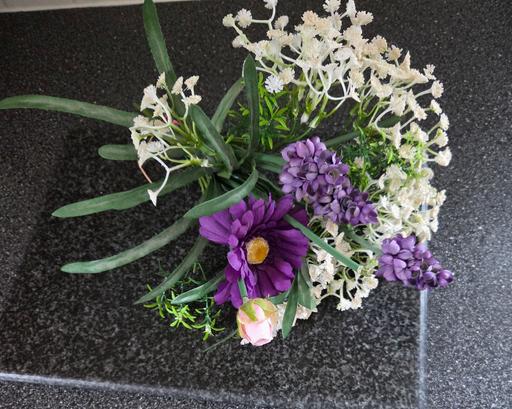 Buy & Sell Westgate-on-Sea Thanet - Photos for LOOSE ARTIFICIAL FLOWERS