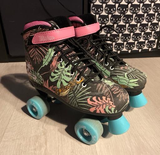 Buy & Sell Surrey Quays South East London - Photos for SFR Vision Canvas Quad Roller Skates (Size 5)
