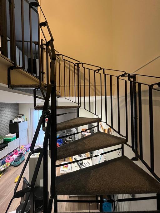 Buy & Sell Canning Town East London - Photos for Cast Iron spiral staircase