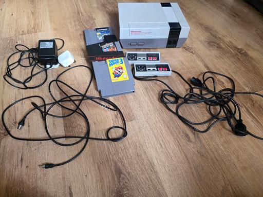 Buy & Sell Kelty Fife - Photos for Nintendo NES Console Bundle