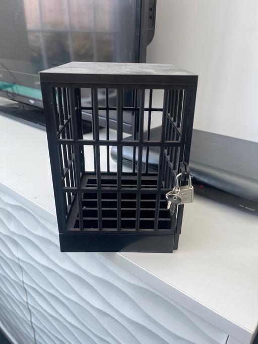 Buy & Sell Bulwell Nottingham - Photos for Phone/device jail storage lockable