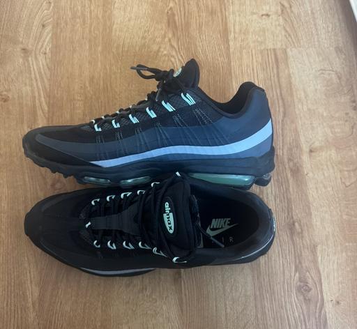 Buy & Sell Lambeth South East London - Photos for NIKE AIRMAX 95