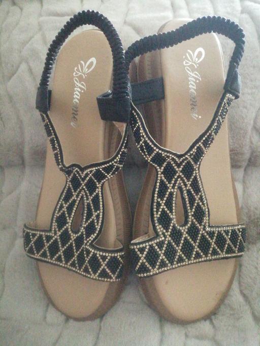 Buy & Sell Heath Town Wolverhampton - Photos for New size 38 ladies sandals