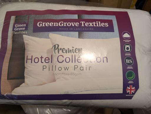 Buy & Sell Bolton Bolton - Photos for pair of deluxe hotel pillows
