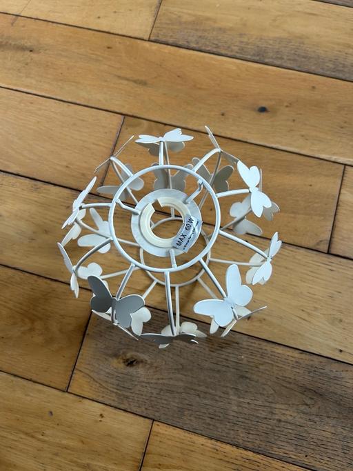 Buy & Sell Minworth Trade Park Birmingham - Photos for Butterfly 3D light shade