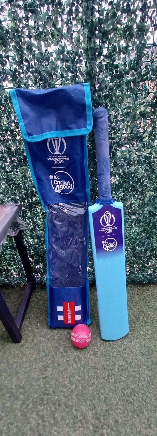 Buy & Sell Bowes Park North London - Photos for cricket
