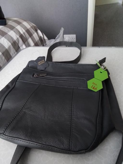 Buy & Sell Corngreaves Trading Estate Sandwell - Photos for shoulder bag (ref. 16)