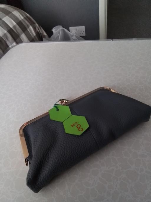 Buy & Sell Quarry Bank Dudley - Photos for ladies purse (ref. 8)