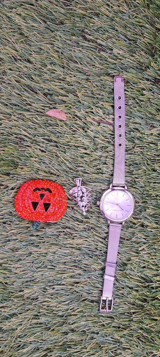 Buy & Sell Raynes Park South West London - Photos for Laura Ashley watch and non brand brogues sale