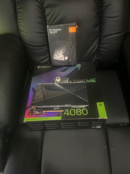 Buy & Sell Houghton Regis Central Bedfordshire - Photos for Rtx 4080 aorus water force extreme