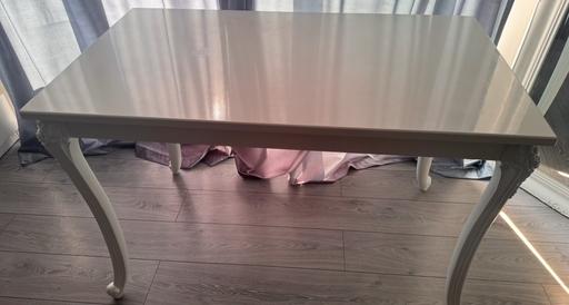 Buy & Sell Belvedere Bexley - Photos for White dining table