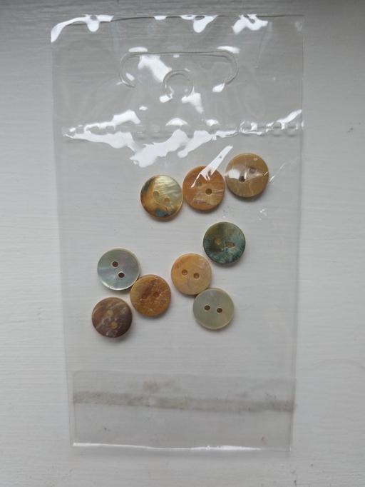 Buy & Sell Rowley Regis Sandwell - Photos for small buttons